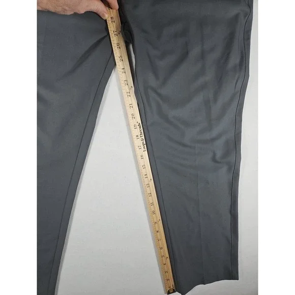 Greg Norman Golf Pants Gray Size 40x29 Mens - Picture 4 of 9